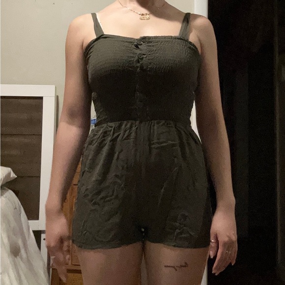 Jumper Shorts - Picture 4 of 5